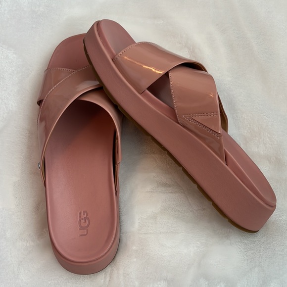 🎉HP🎉NIB Ugg Emily Sandals - Picture 14 of 17